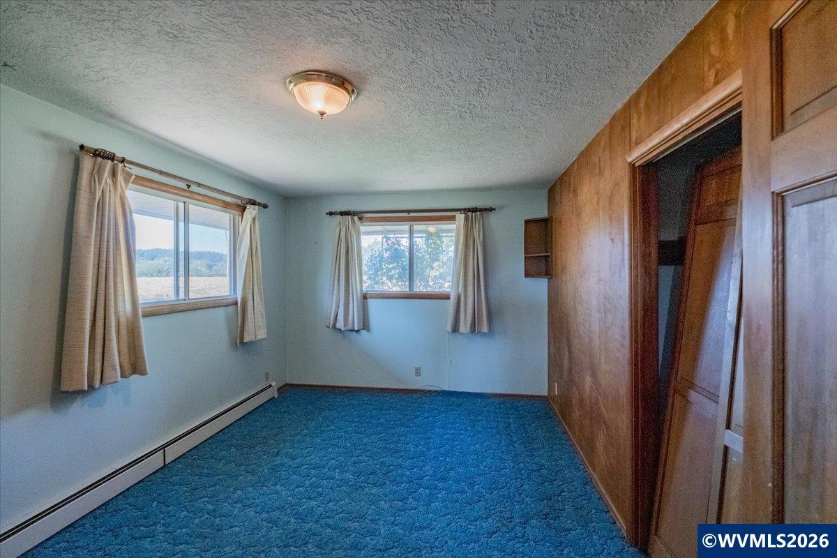 39179 Santiam Bluffs Road Northeast Albany, OR 97322 - Photo 18 of 43
