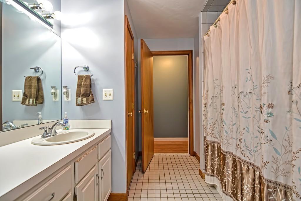 110 New Boston Road Sturbridge, MA 01566 - Photo 20 of 42