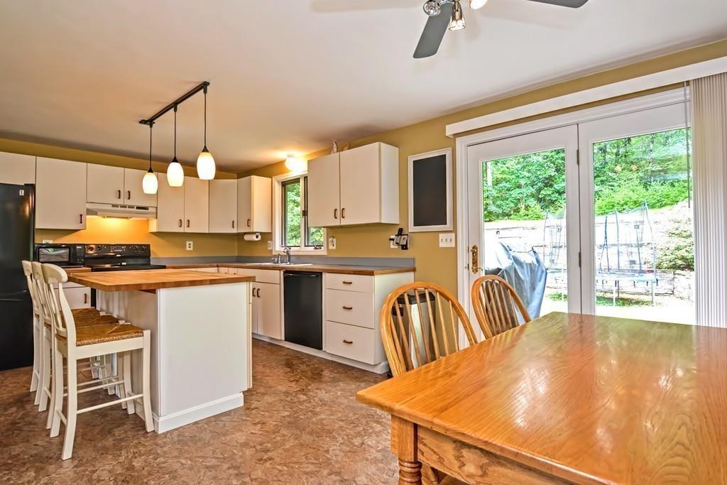 110 New Boston Road Sturbridge, MA 01566 - Photo 4 of 42