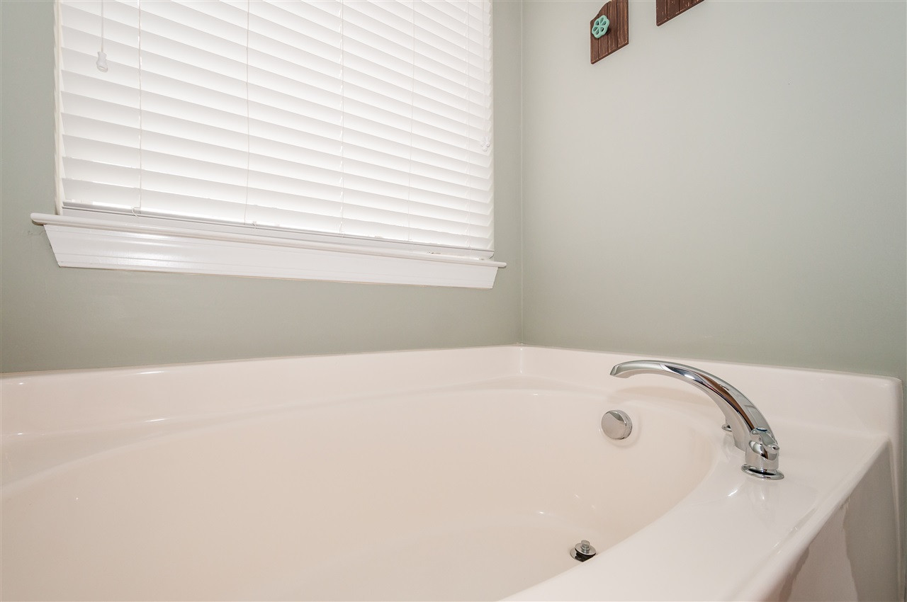 8710 Cypress Grove Run Raleigh, NC 27612 - Photo 14 of 29 Master Bath