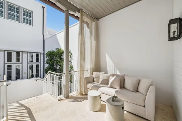 $3,850,000 | 132 Somerset Street, Alys Beach, FL 32461