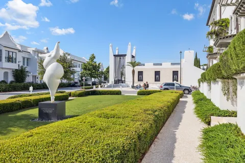 $3,850,000 | 132 Somerset Street, Alys Beach, FL 32461