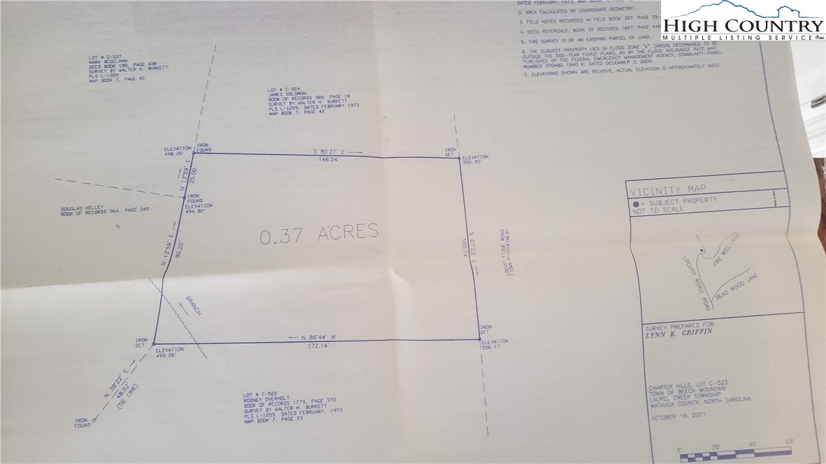 327 Locust Ridge Road Beech Mountain, NC 28604 - Photo 2 of 6 a bathroom with a shower