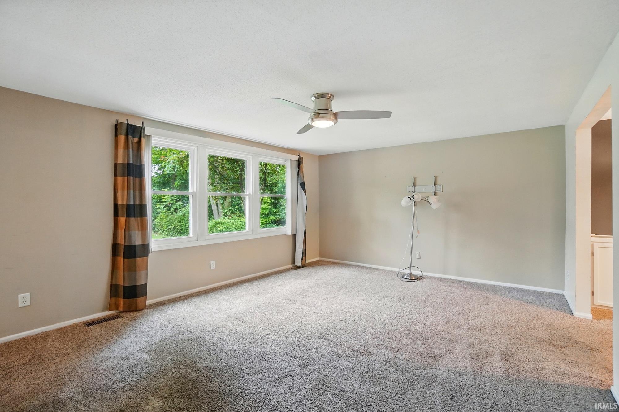 5820 Rosedale Drive Fort Wayne, IN 46804 - Photo 8 of 36 Gallery Image 8