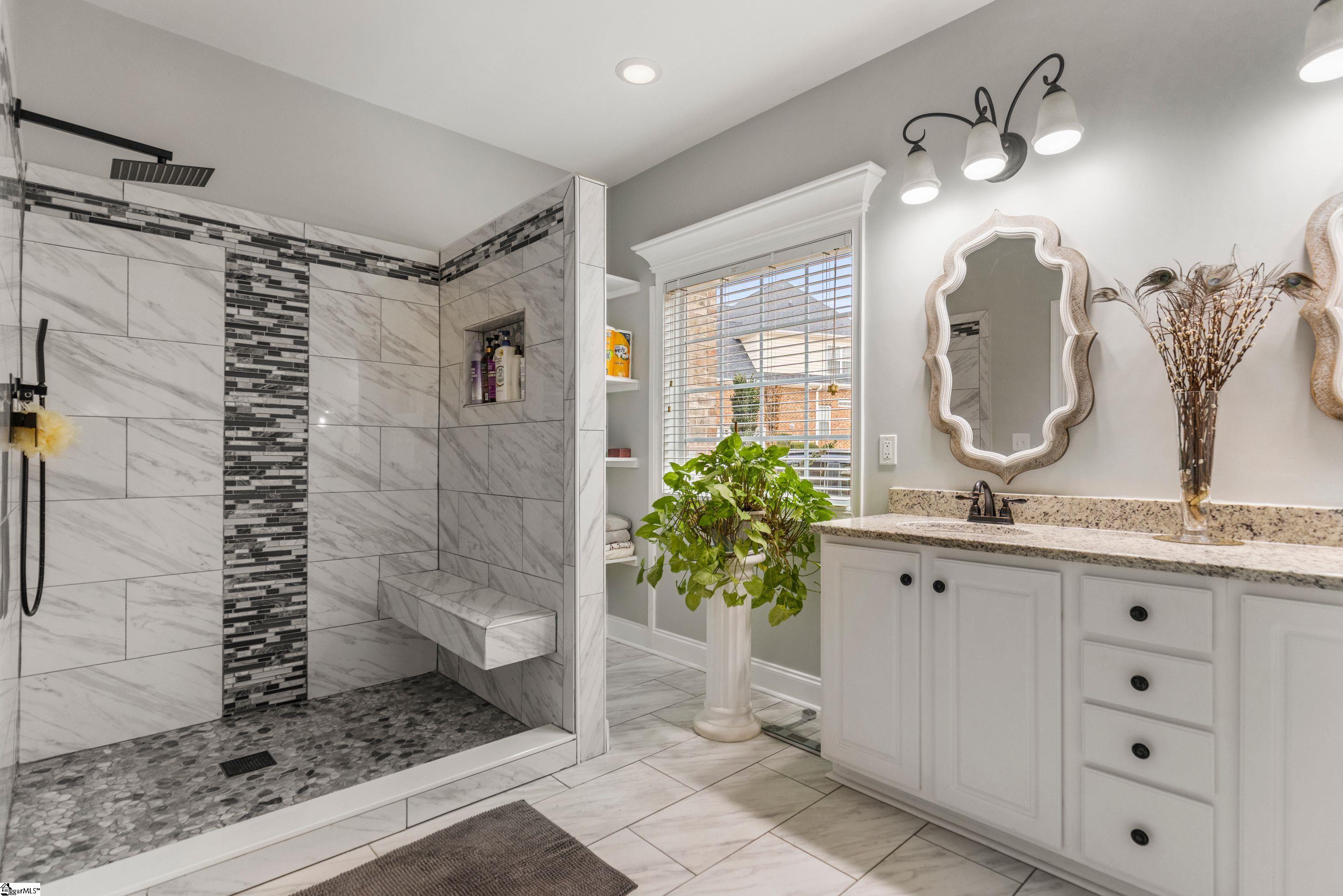 8 Middleberry Court Greer, SC 29650 - Photo 4 of 44