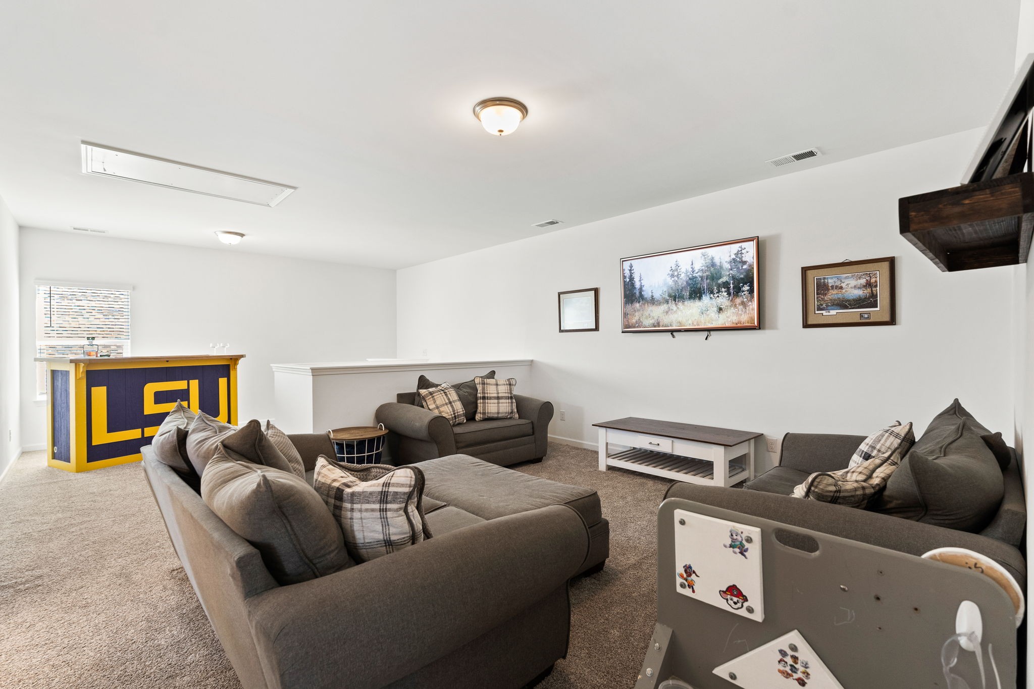 1306 Ardmore Ln Mount Mount Juliet, TN 37122 - Photo 27 of 41 a living room with furniture and a flat screen tv
