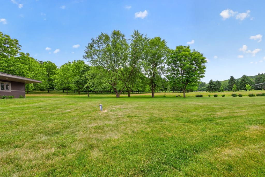 5185 Meadow Crossing Road Southwest Rochester, MN 55902 - Photo 9 of 72