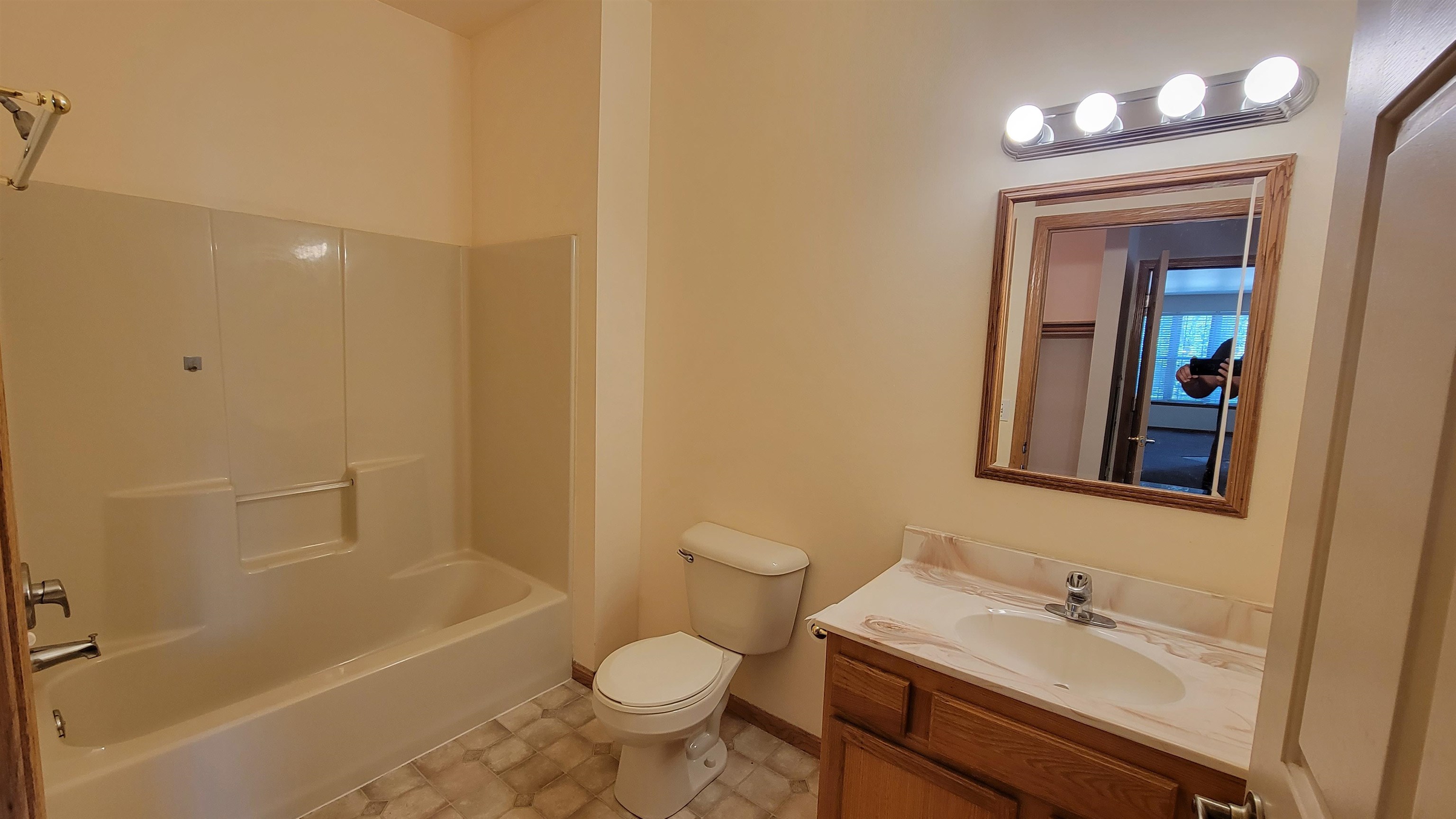 6655 Windsor Commons Avenue Windsor, WI 53598 - Photo 9 of 22