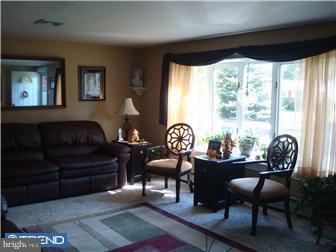 778 Roger Road Warminster, PA 18974 - Photo 4 of 11 Gallery Image 4