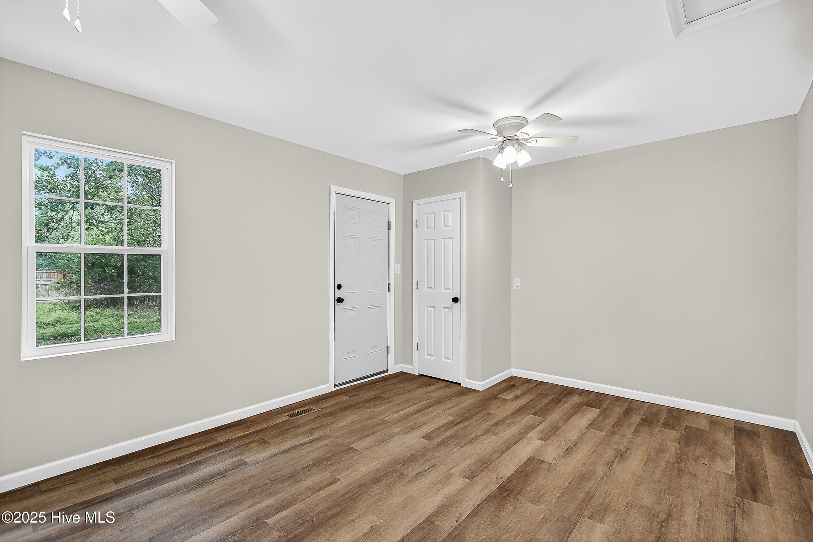 122 Sherwood Road Jacksonville, NC 28540 - Photo 19 of 29 19