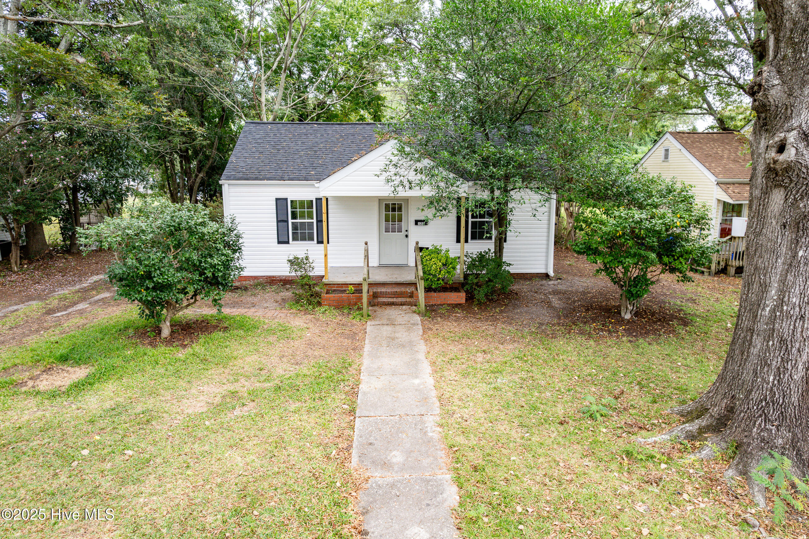 122 Sherwood Road Jacksonville, NC 28540 - Photo 24 of 29 25