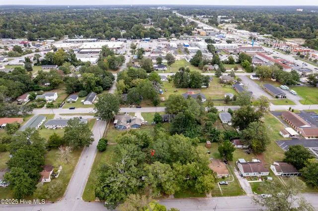 $184,900 | 122 Sherwood Road, Jacksonville, NC 28540