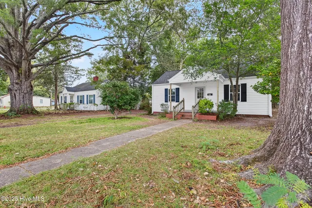 $184,900 | 122 Sherwood Road, Jacksonville, NC 28540