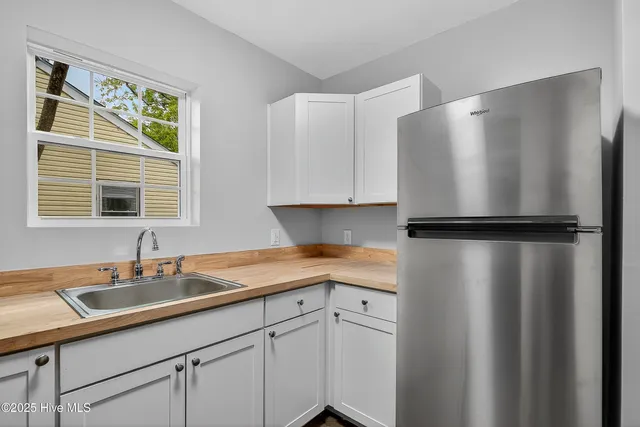 $184,900 | 122 Sherwood Road, Jacksonville, NC 28540