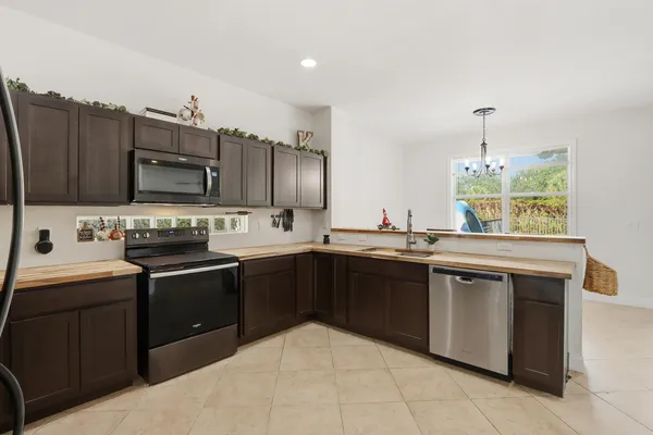 $4,200 | 1085 Center Stone Lane, Riviera Beach, FL 33404