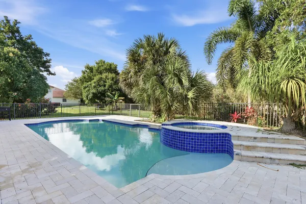 $4,200 | 1085 Center Stone Lane, Riviera Beach, FL 33404