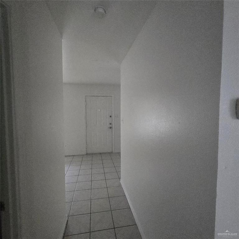 3915 South Alamo Road, Unit 20 Edinburg, TX 78542 - Photo 12 of 14 view of an empty room