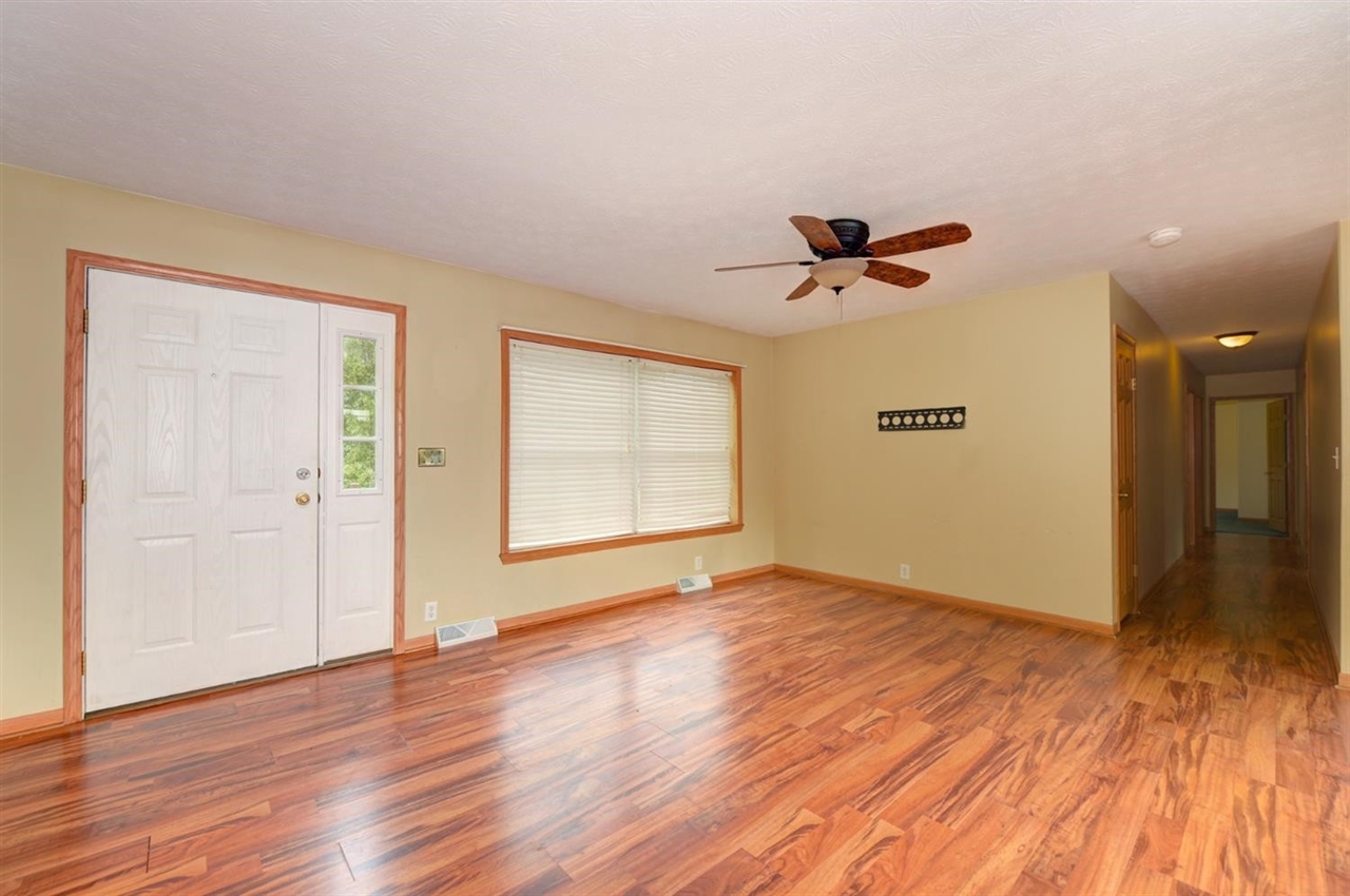 8777 Dunn Road Munith, MI 49259 - Photo 6 of 10 Gallery Image 6