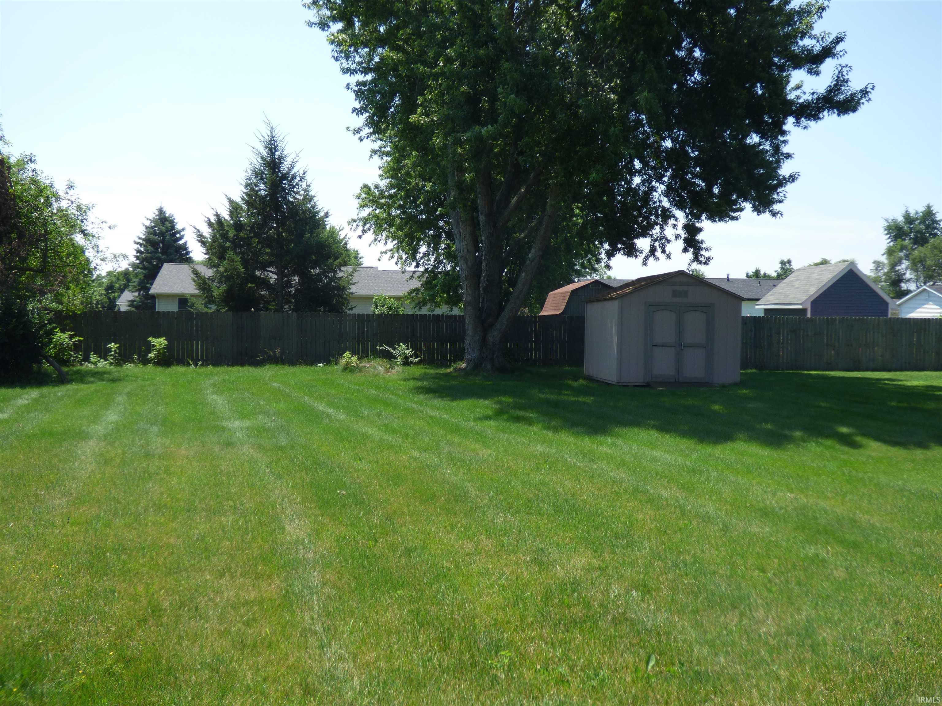 27424 Bison Ridge Elkhart, IN 46514 - Photo 4 of 15