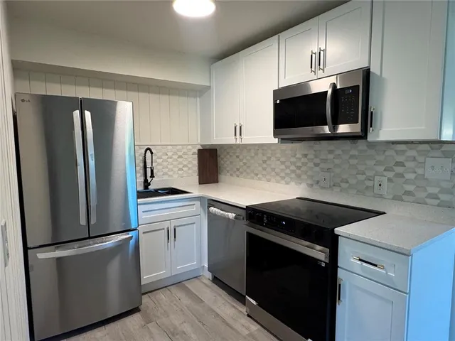 $282,900 | 7224 Valiant Court, Orlando, FL 32818