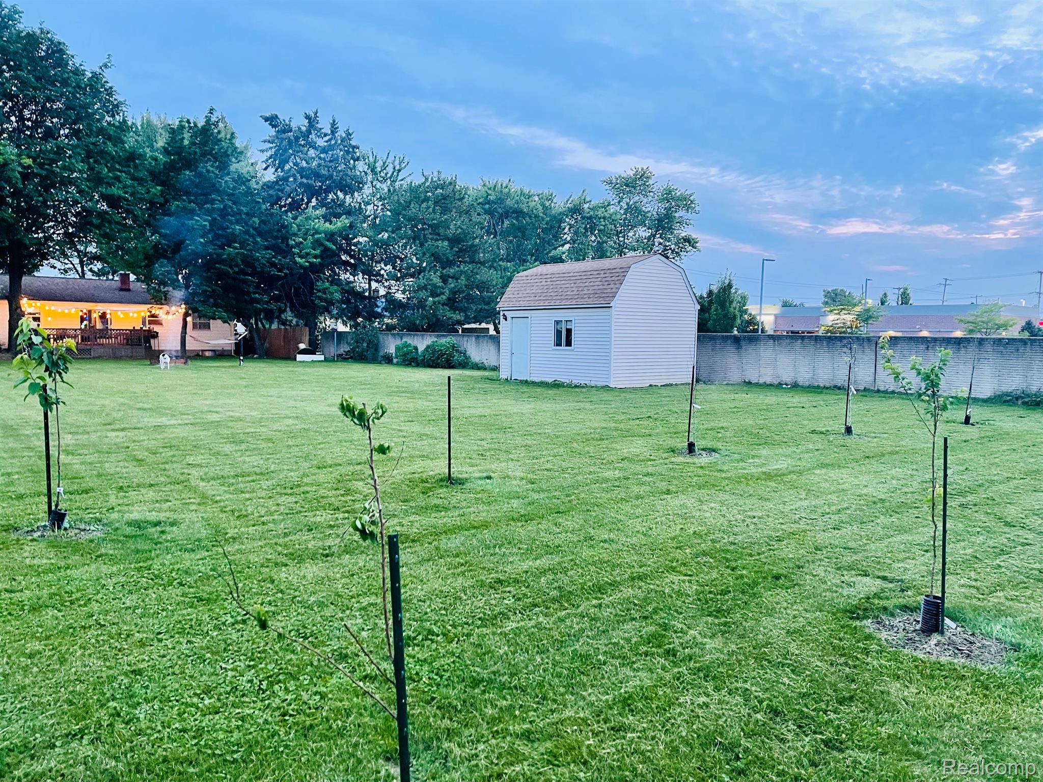 1043 East Hill Road Flint, MI 48507 - Photo 20 of 21 Gallery Image 20