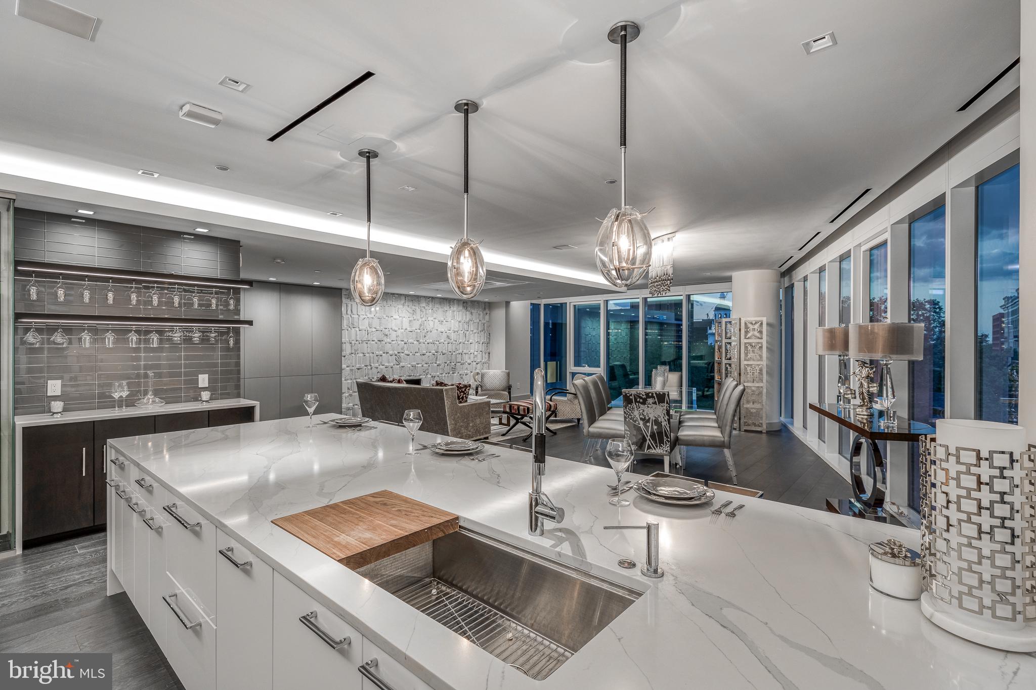 500 Walnut Street, Unit 802 Philadelphia, PA 19106 - Photo 7 of 41