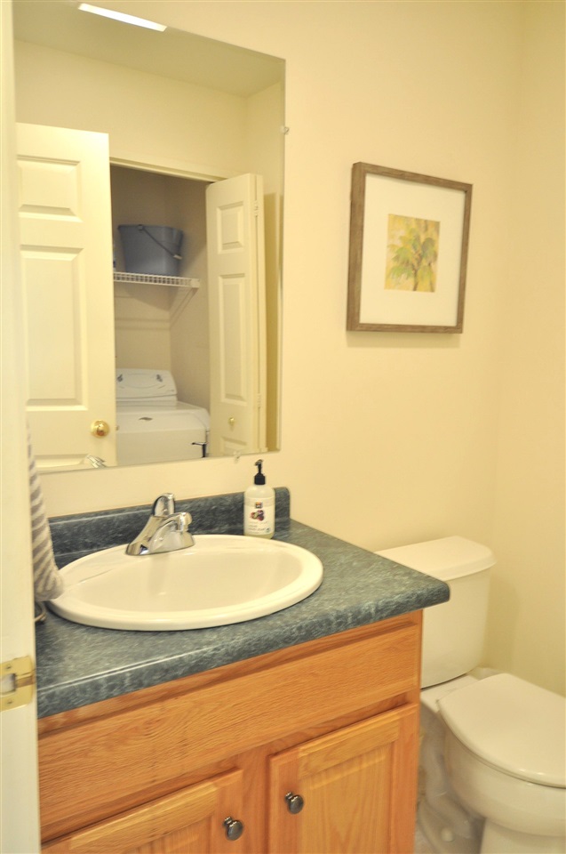 84 Brookview Road Windham, NH 03087 - Photo 20 of 30