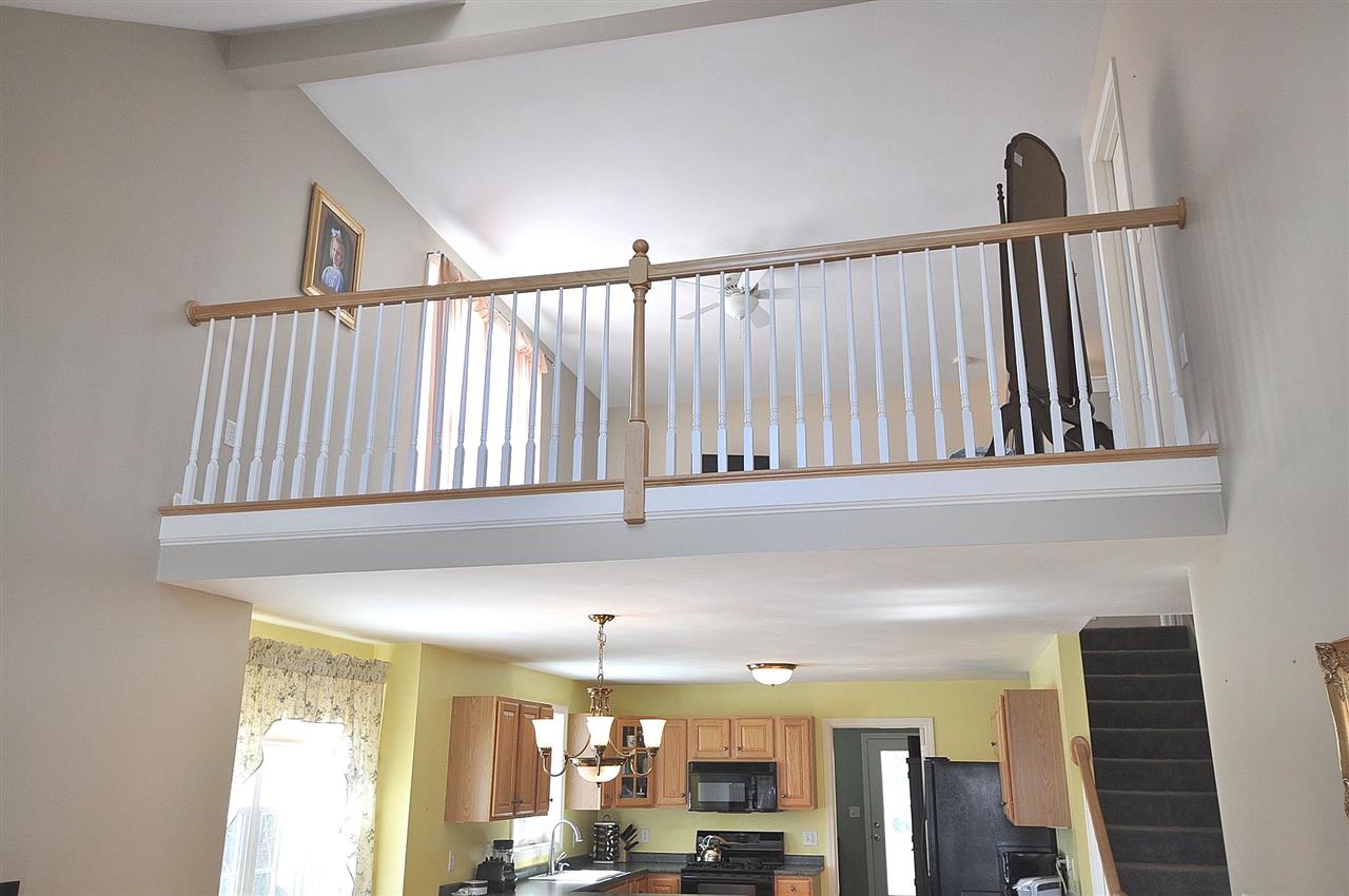 84 Brookview Road Windham, NH 03087 - Photo 4 of 30