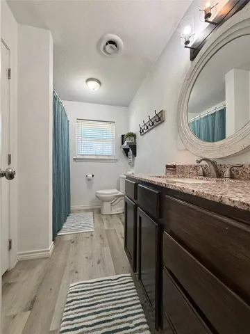 $295,000 | 1920 Galway Drive, Vidor, TX 77662