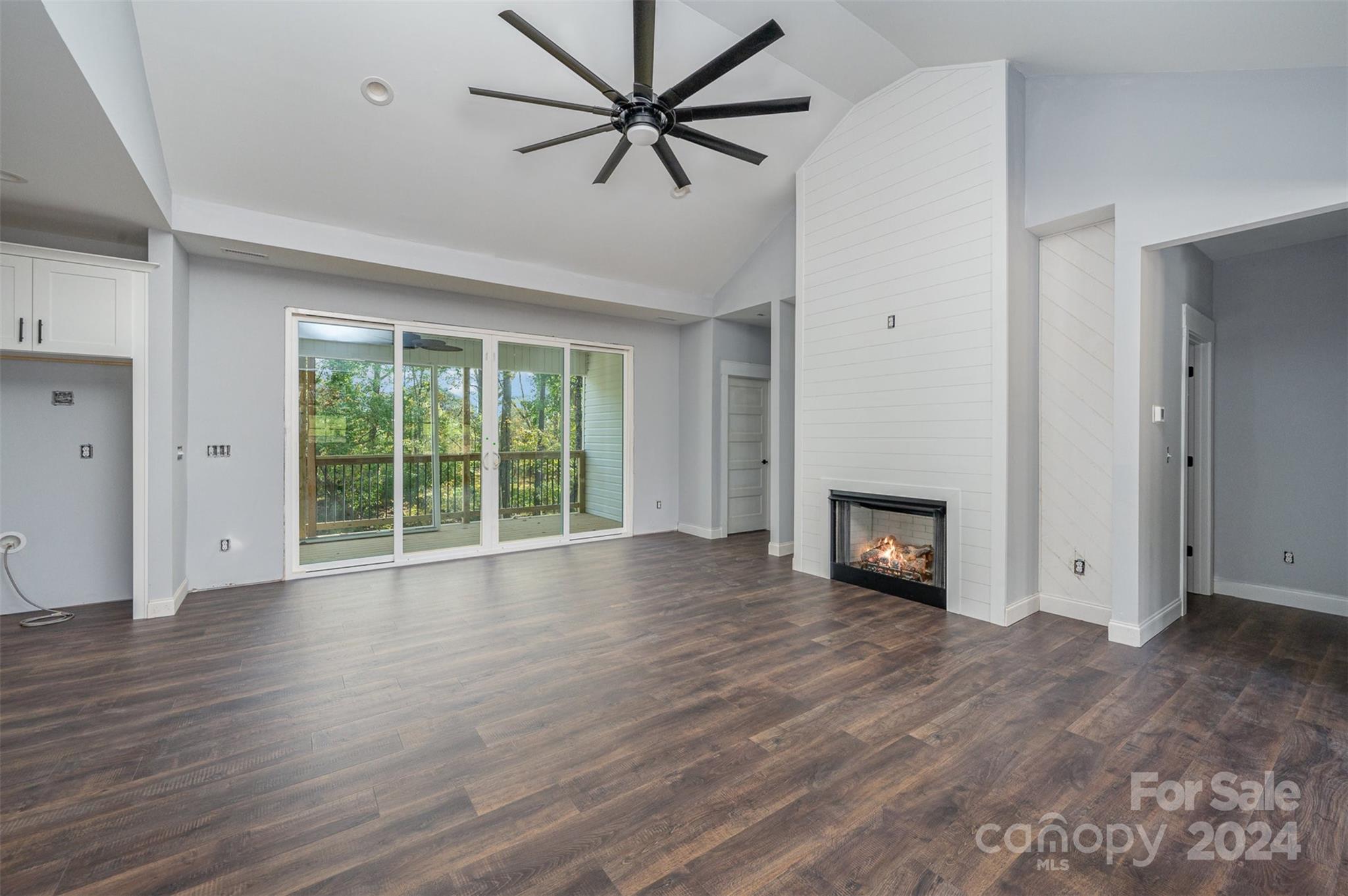 1043 Lester Road Clover, SC 29710 - Photo 10 of 35
