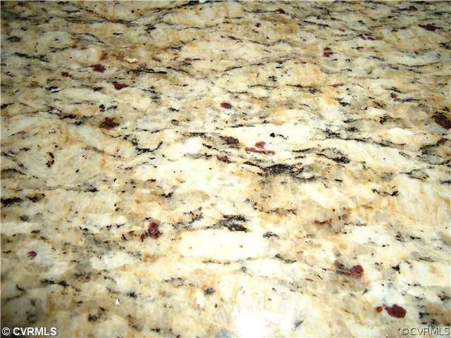1607 Foster Road Richmond, VA 23226 - Photo 13 of 22 Kitchen - Beautiful high end granite top.