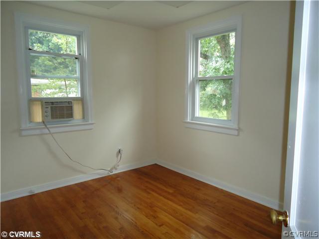 1607 Foster Road Richmond, VA 23226 - Photo 19 of 22 Bedroom - Bedroom #2 with hardwood flooring.