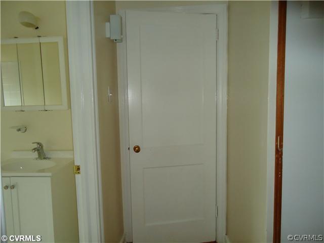 1607 Foster Road Richmond, VA 23226 - Photo 22 of 22 Interior Space/Layout - Door closes off 2 bedrooms