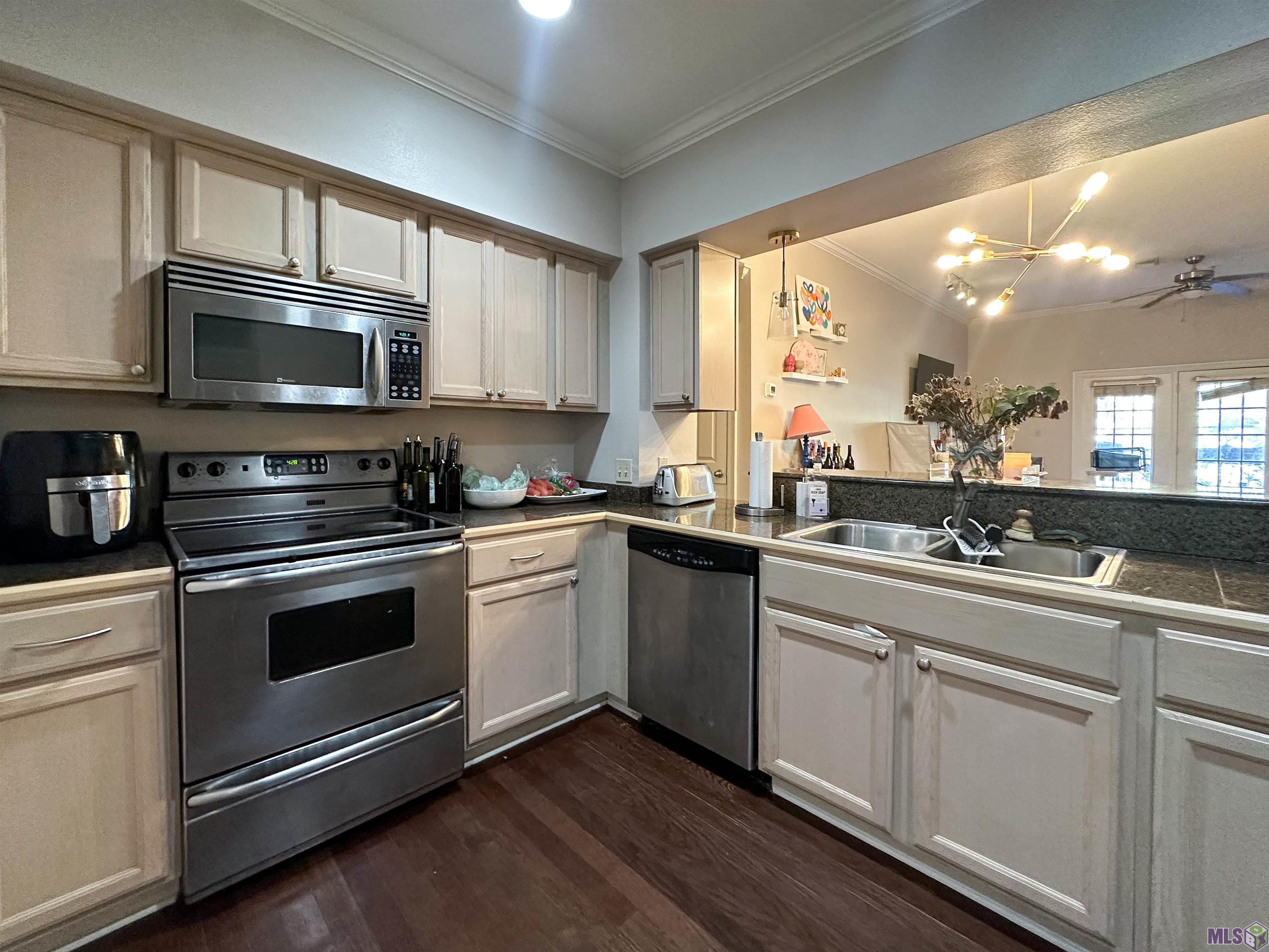 4230 Highland Road, Unit 203 Baton Rouge, LA 70808 - Photo 9 of 17 Gallery Image 9