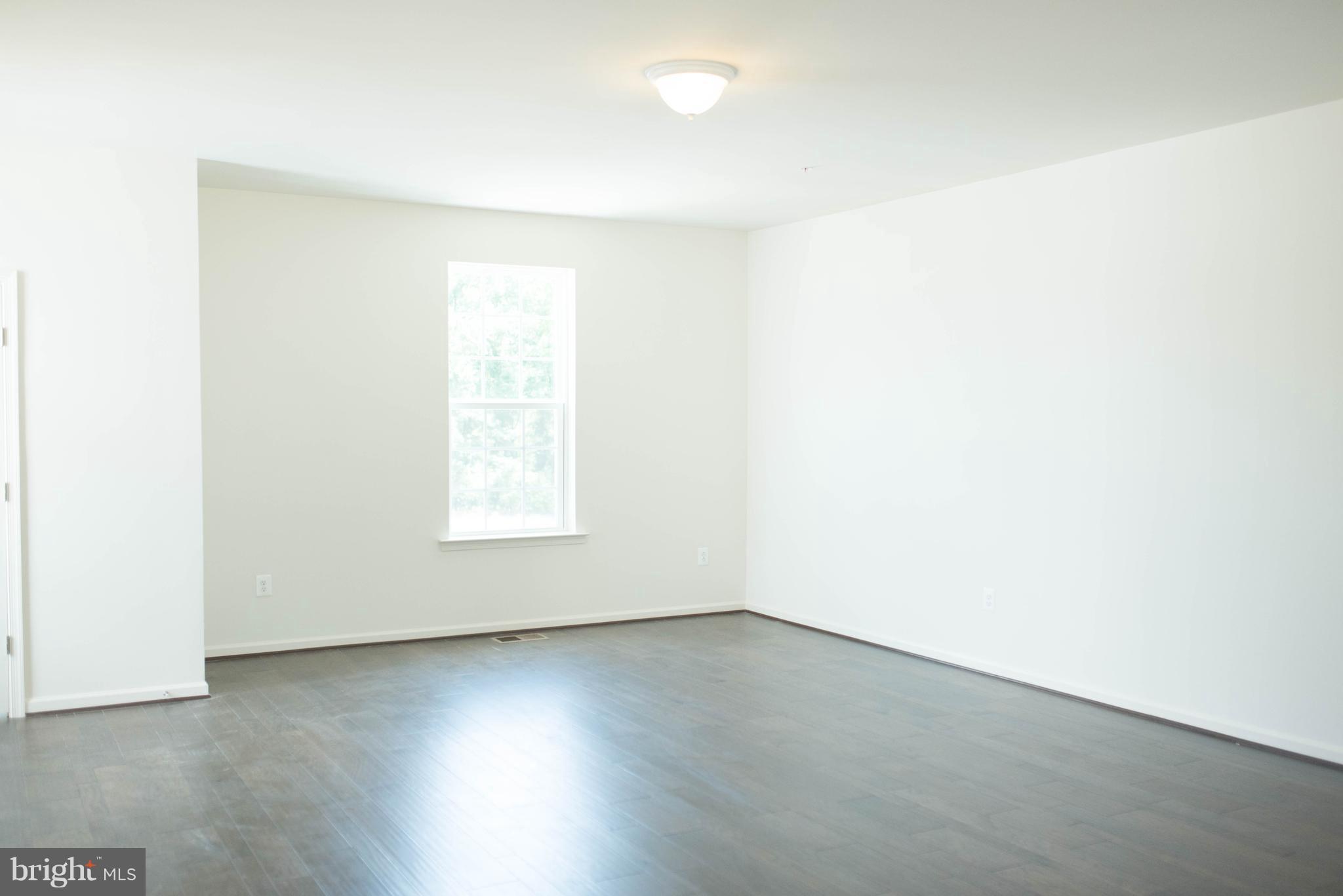 945 Morgan Run Road Baltimore, MD 21220 - Photo 3 of 14 Dining Room