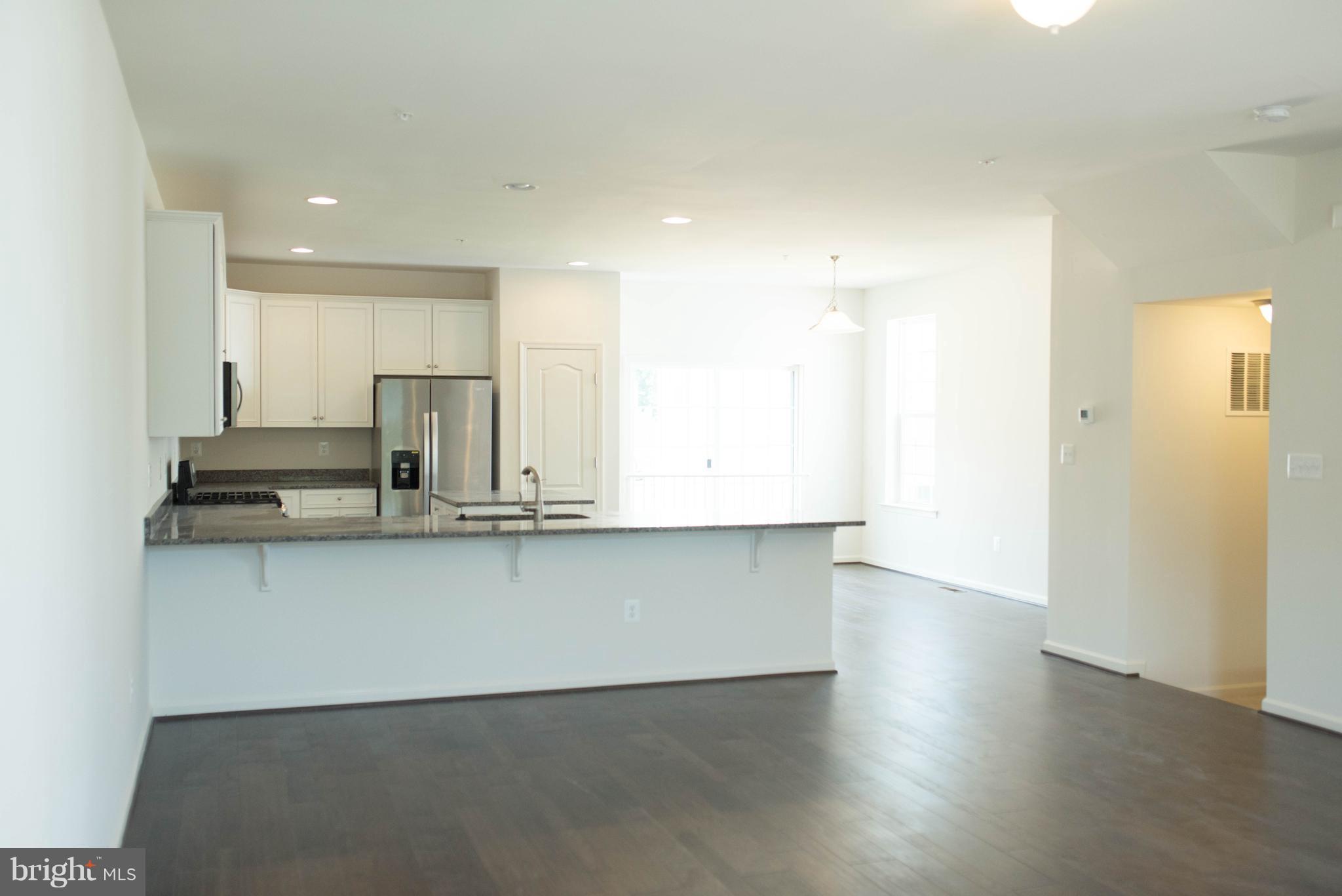 945 Morgan Run Road Baltimore, MD 21220 - Photo 4 of 14 Kitchen
