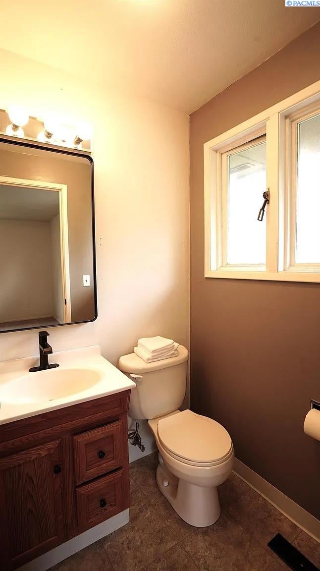 232 Northwest Timothy Street Pullman, WA 99163 - Photo 14 of 34 Gallery Image 14