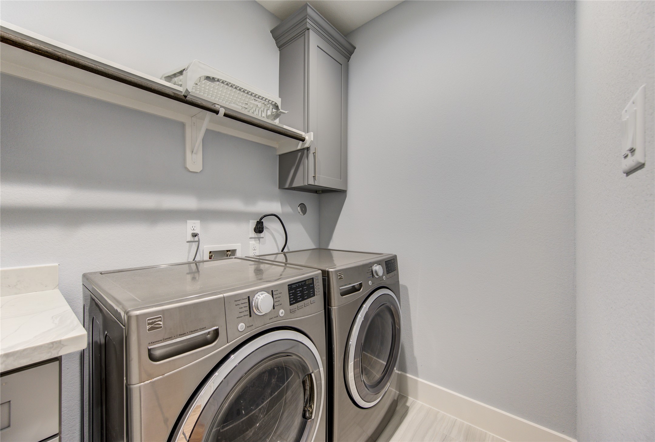 10021 Alfred Lane, Unit B Houston, TX 77041 - Photo 34 of 46 a utility room with dryer and washer