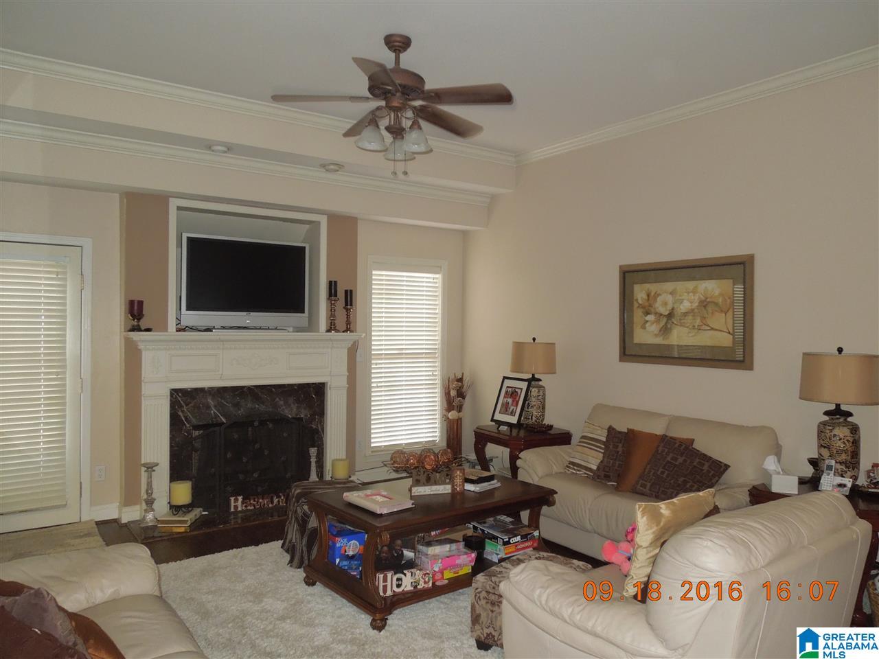 5270 Summerset Way Bessemer, AL 35022 - Photo 4 of 35