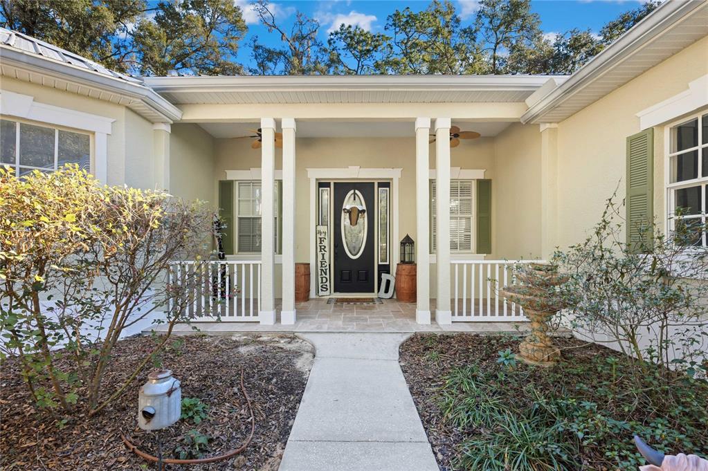 34106 Trilby Road Dade City, FL 33523 - Photo 2 of 39