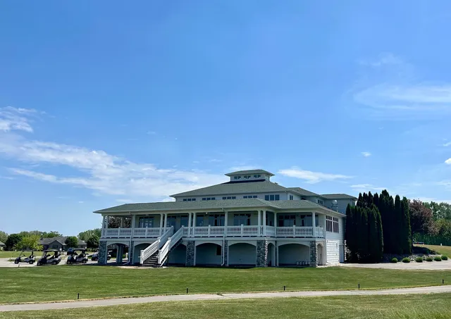 $57,900 | 618 Linksview Court, Unit 132, Wrightstown, WI 54180