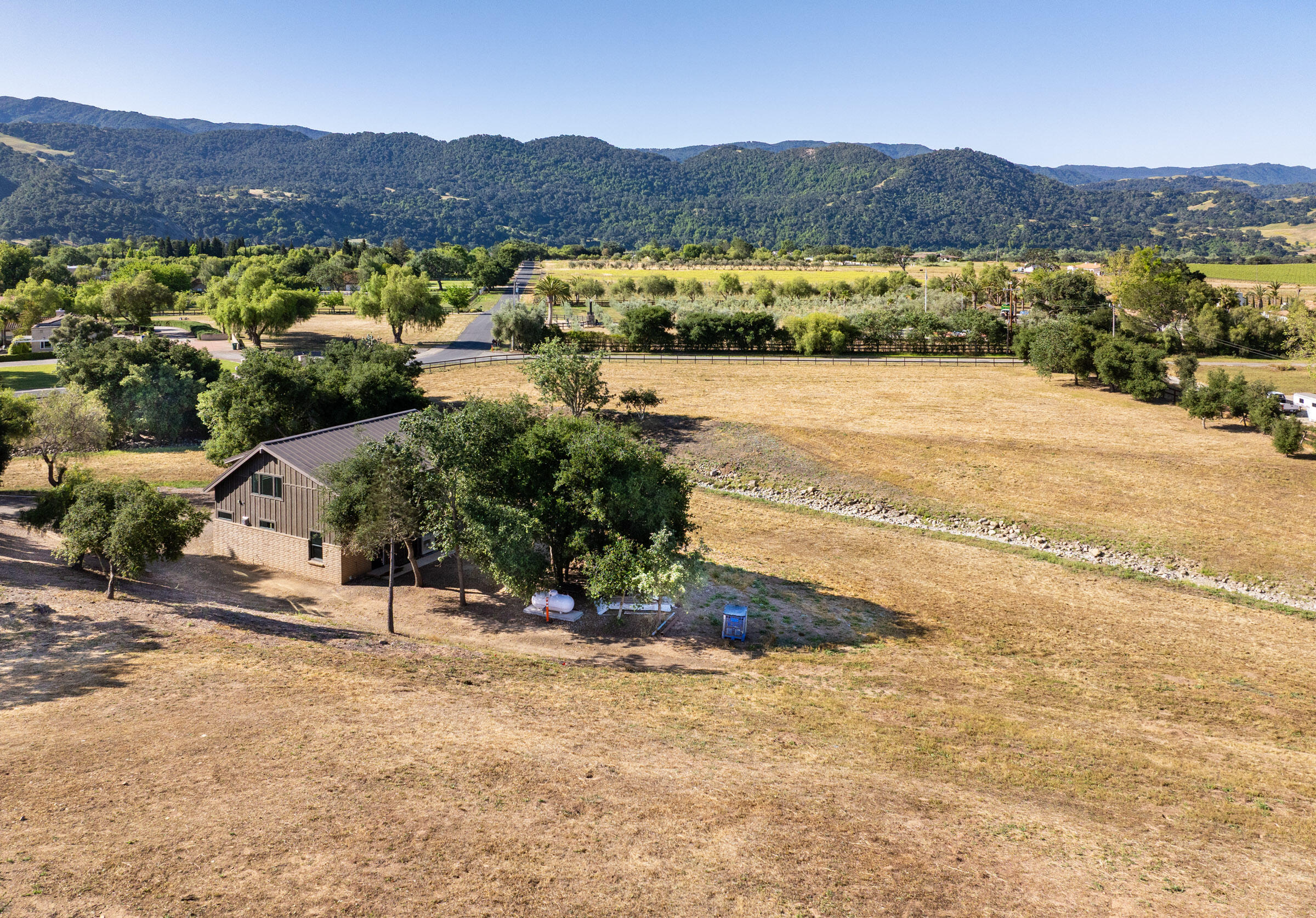 305 White Oak Road Santa Ynez, CA 93460 - Photo 14 of 30 15