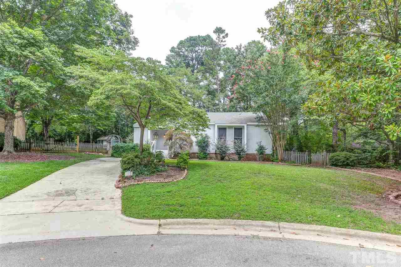 6309 Oakbrook Circle Raleigh, NC 27609 - Photo 2 of 21 Gallery Image 2