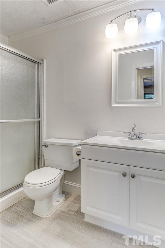 6309 Oakbrook Circle Raleigh, NC 27609 - Photo 17 of 21 Gallery Image 17