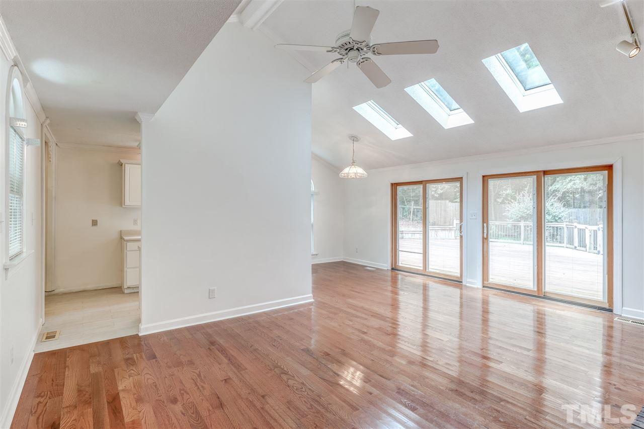 6309 Oakbrook Circle Raleigh, NC 27609 - Photo 6 of 21 Gallery Image 6
