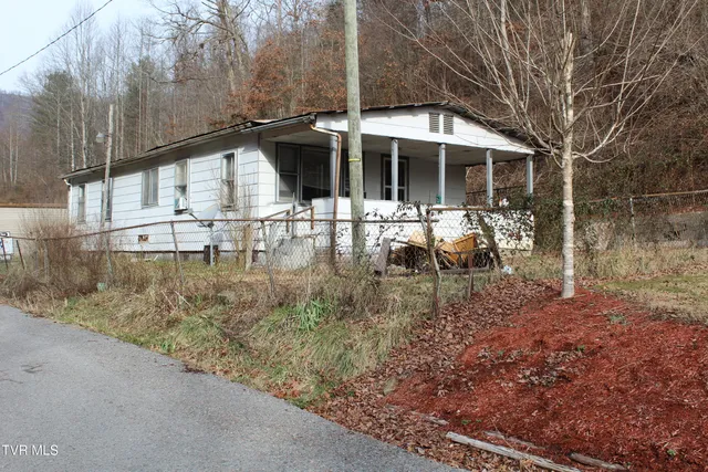 $39,000 | 3179 Ely Pucketts Creek Road, Pennington Gap, VA 24277