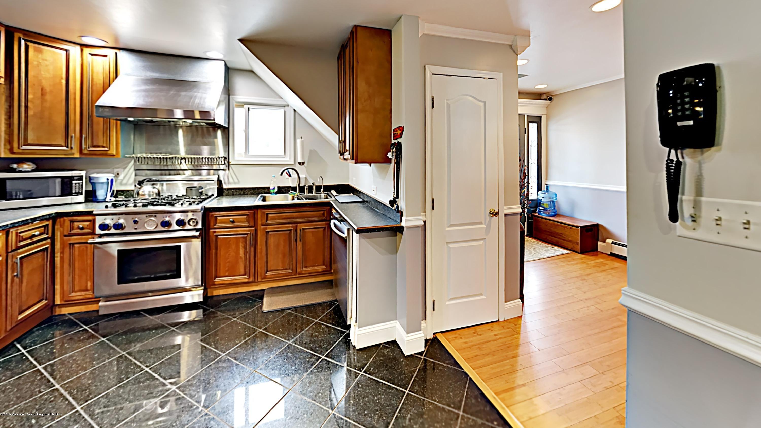 312 Jackson Pines Road Jackson, NJ 08527 - Photo 20 of 55 19
