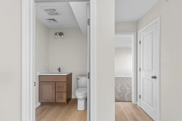 $669,000 | 393 Court Street, Unit 7, Plymouth, MA 02360