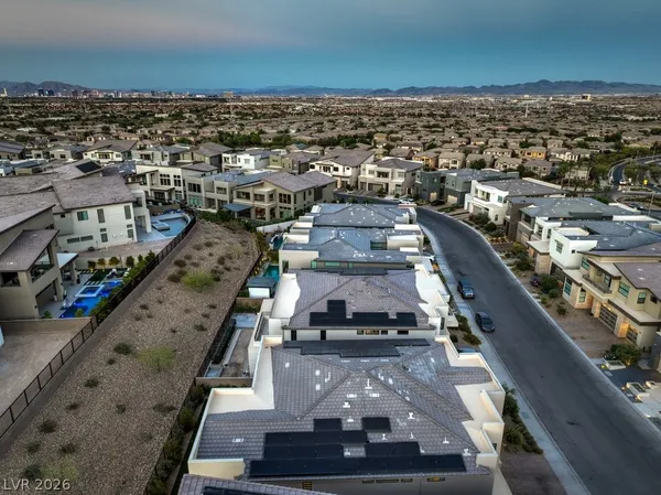 $1,999,900 | 10736 Patina Hills Court, Las Vegas, NV 89135