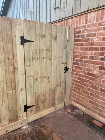 $1,875 | 11230 Angelique Drive, Houston, TX 77065